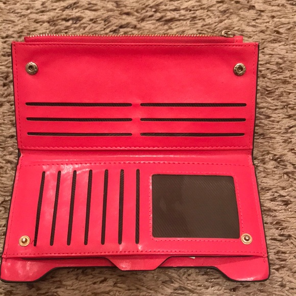 Wallet - Picture 2 of 3